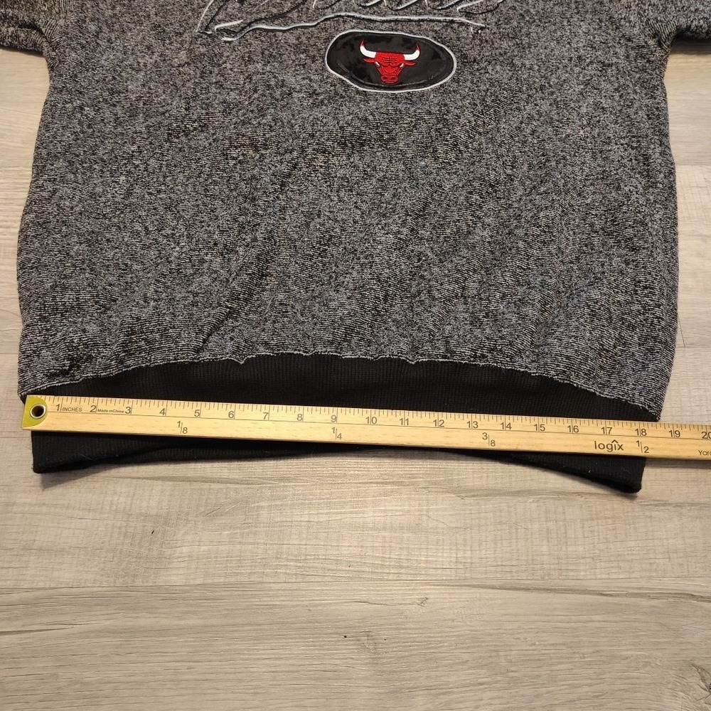 Vintage Lee Sport Chicago Bulls Pullover Graphic Sweater Mens Size M Embroidered - Picture 7 of 9